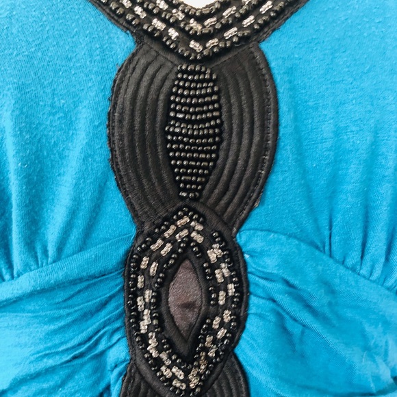 3/$10 STUDIO Y Embellished Tank, size L - Picture 3 of 3